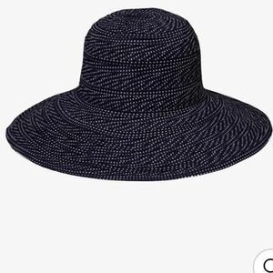 Wallaroo Scrunchie Black and White Women's Wide Brim Hat